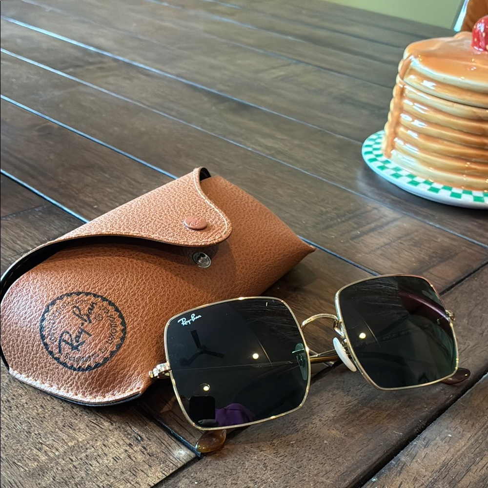 Brand New Ray Ban Square 1971 Classic